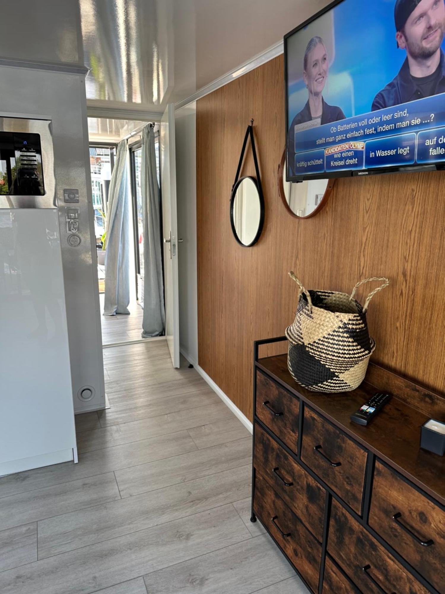 Apartment Premium Hausboot Trave Traum *